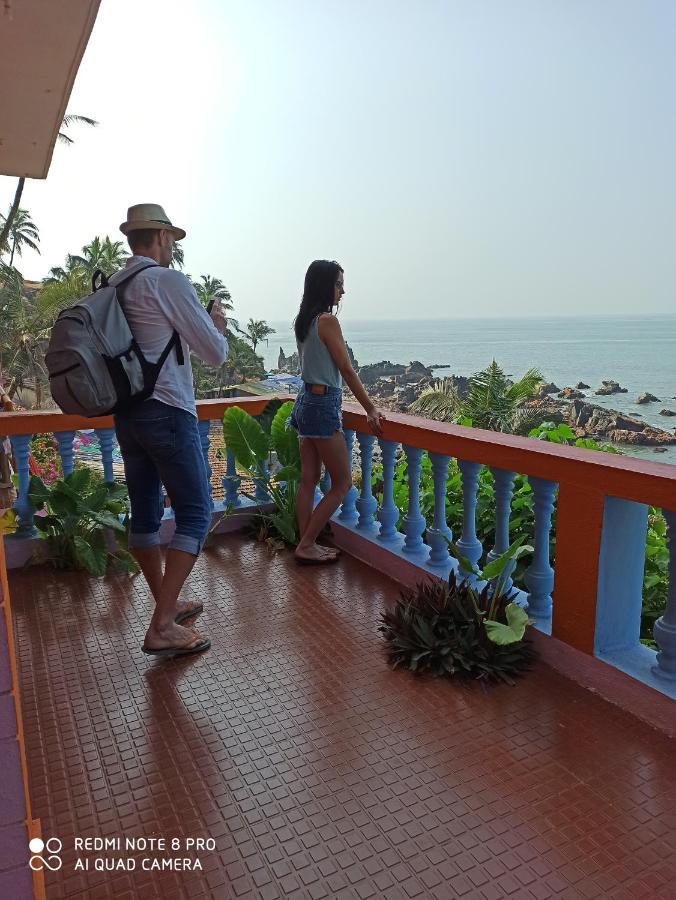 Om Ganesh Naik Guest House Arambol Exterior photo
